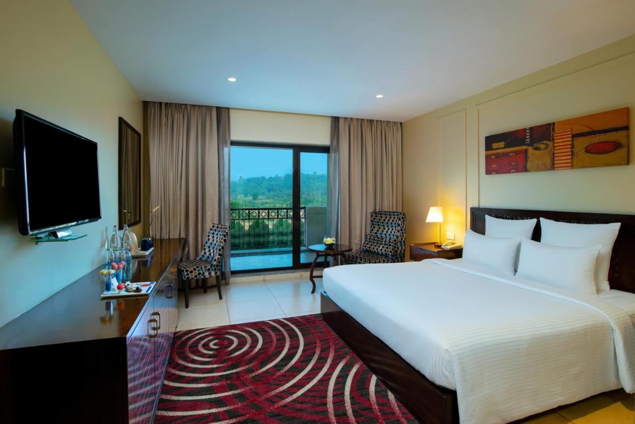 Novotel Imagicaa Khopoli Exteriör bild