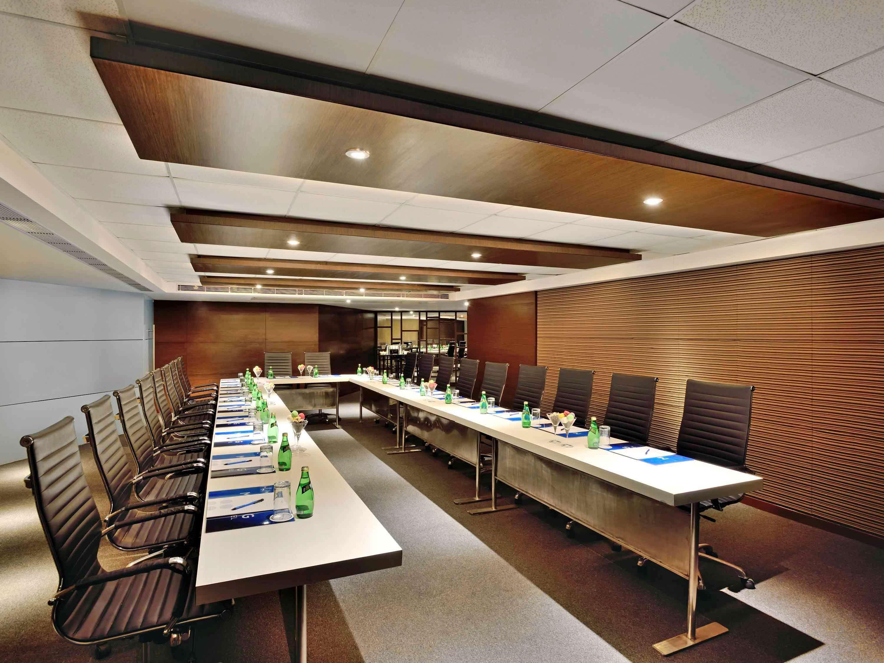 Novotel Imagicaa Khopoli Exteriör bild