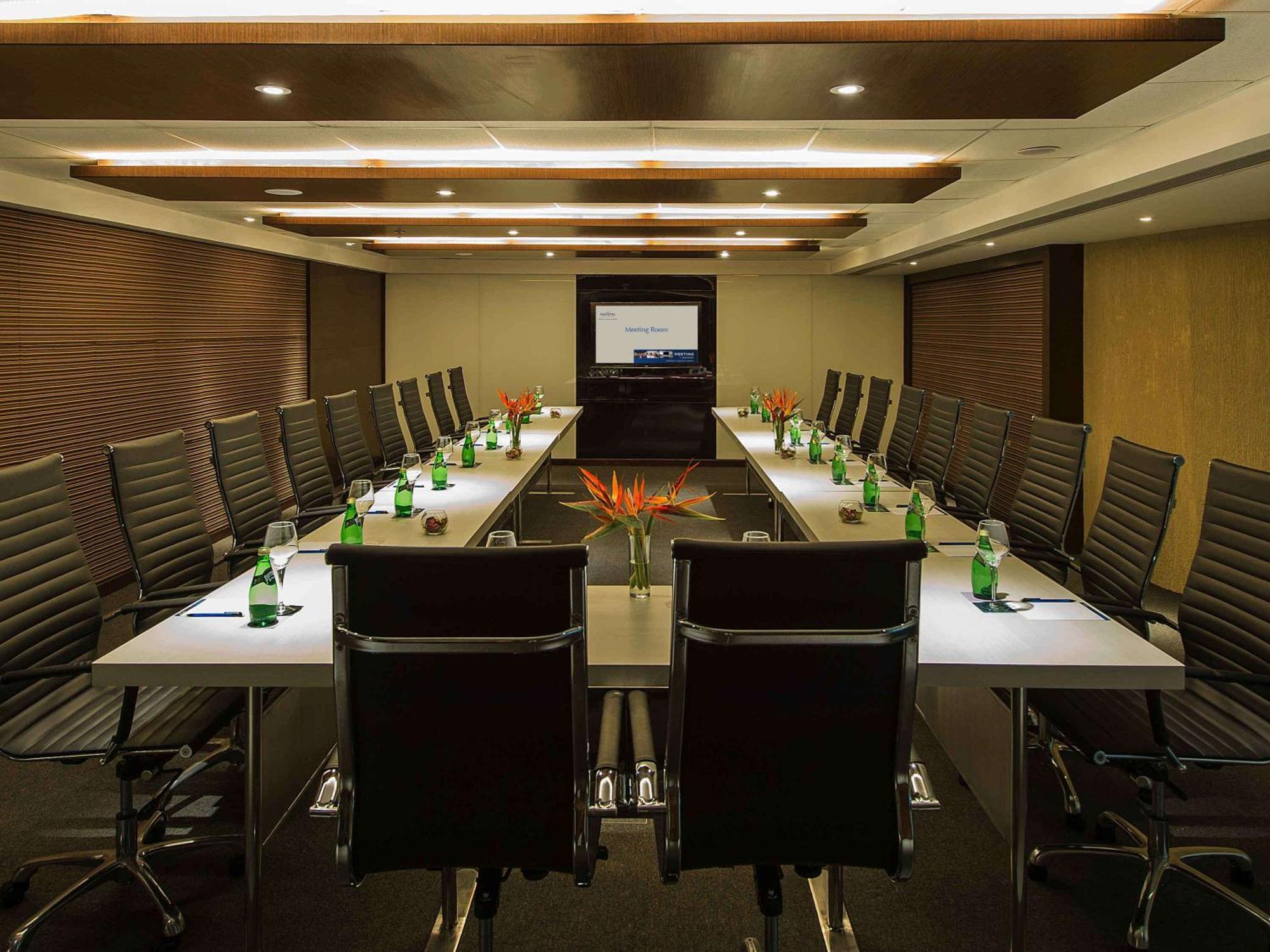 Novotel Imagicaa Khopoli Exteriör bild