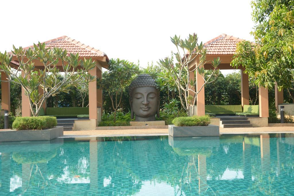 Novotel Imagicaa Khopoli Exteriör bild