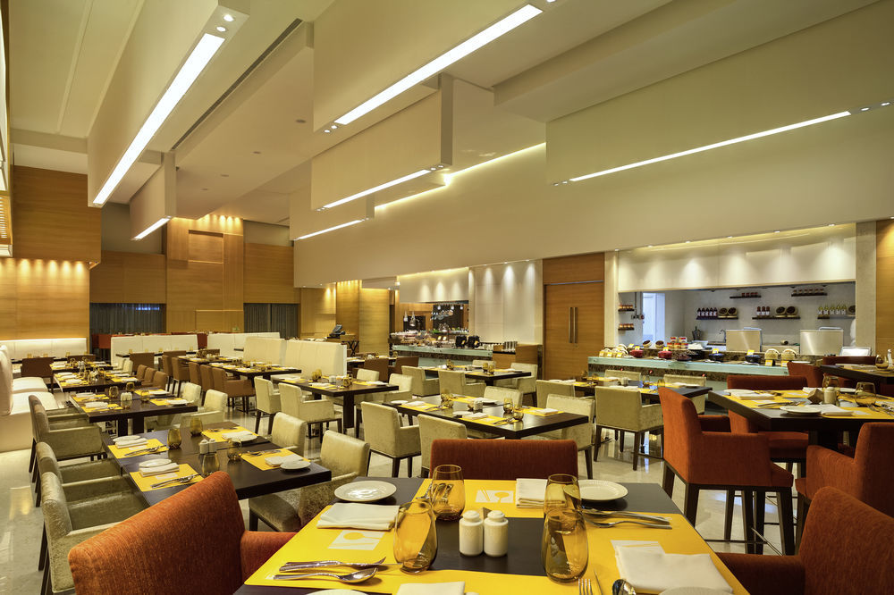 Novotel Imagicaa Khopoli Exteriör bild