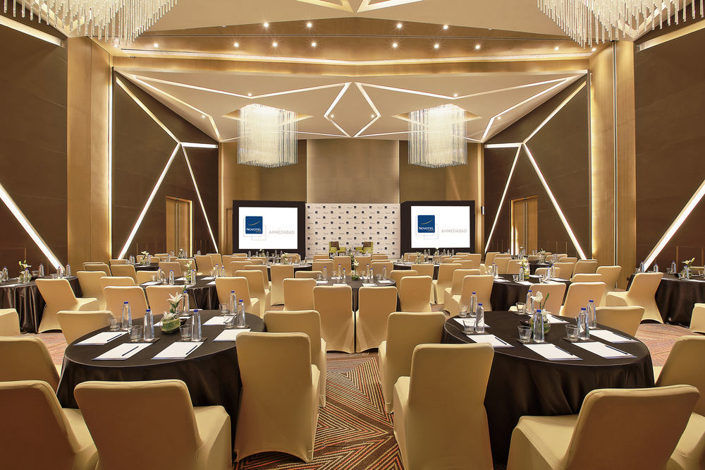 Novotel Imagicaa Khopoli Exteriör bild