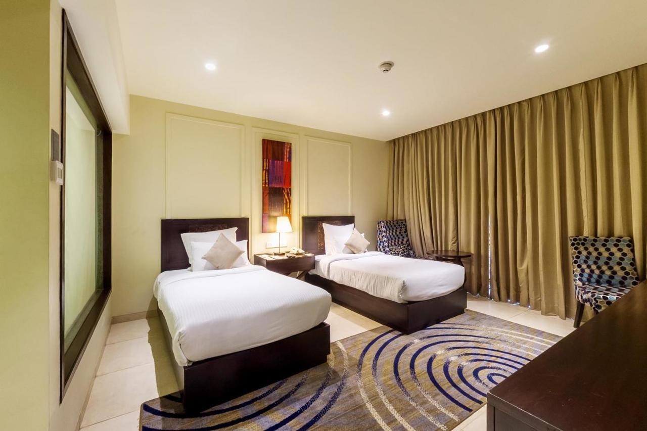 Novotel Imagicaa Khopoli Exteriör bild