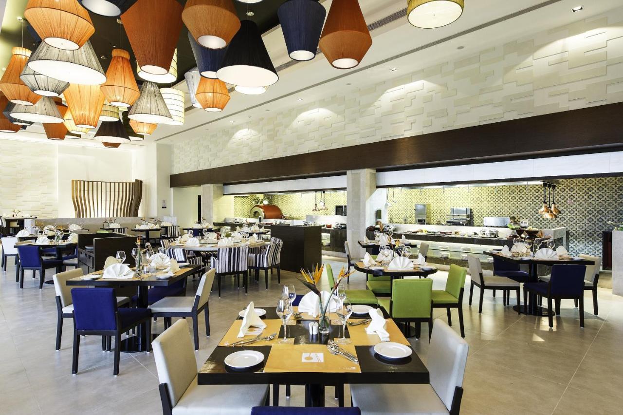 Novotel Imagicaa Khopoli Exteriör bild