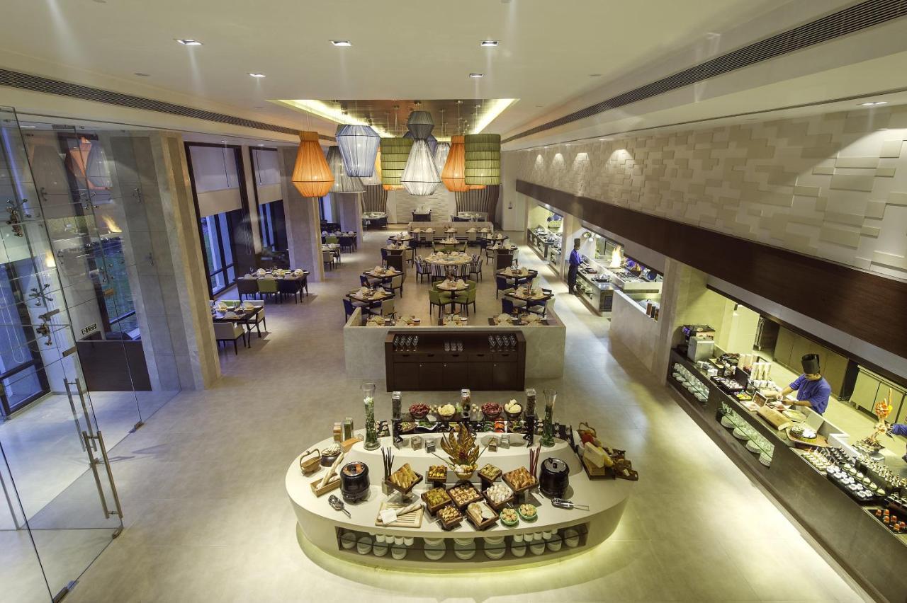 Novotel Imagicaa Khopoli Exteriör bild